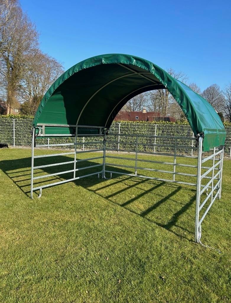 Robuuste Weidetent/Schuilstal, Weidegang, 4 paarden of pony's of meer