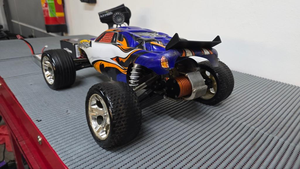Knetter dikke Rustler Brushless bash proof!!, Ophalen of Verzenden, Overige schalen, Auto offroad