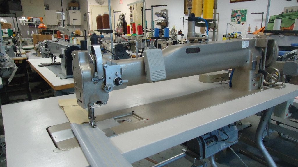Industrie Naaimachine Pfaff Langearm 3 voudig Transport)145, Ophalen of Verzenden, Naaimachine, Industrieel, Gebruikt