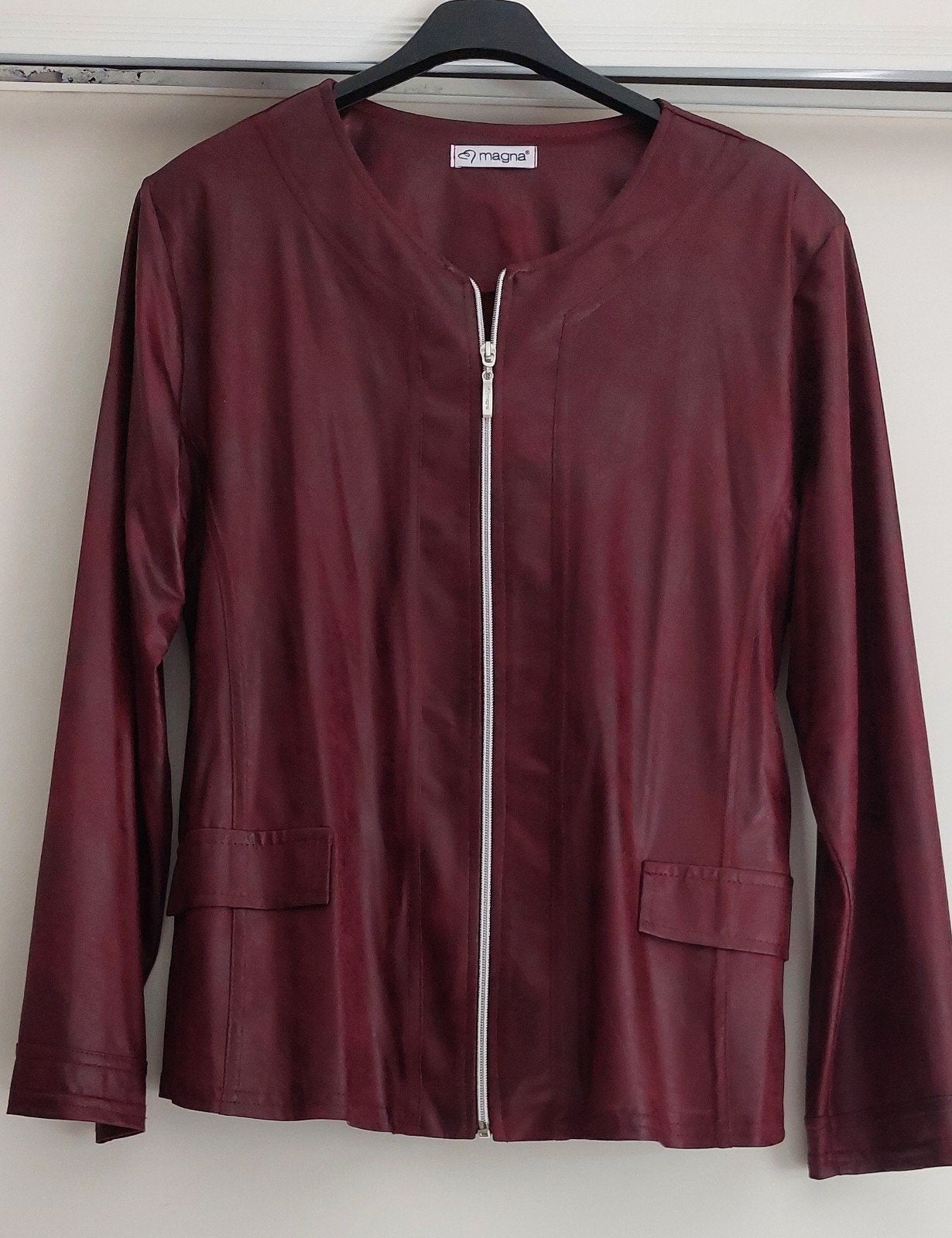 Leuk jasje van Magna, Ophalen of Verzenden, Nieuw, Maat 46/48 (XL) of groter, Rood