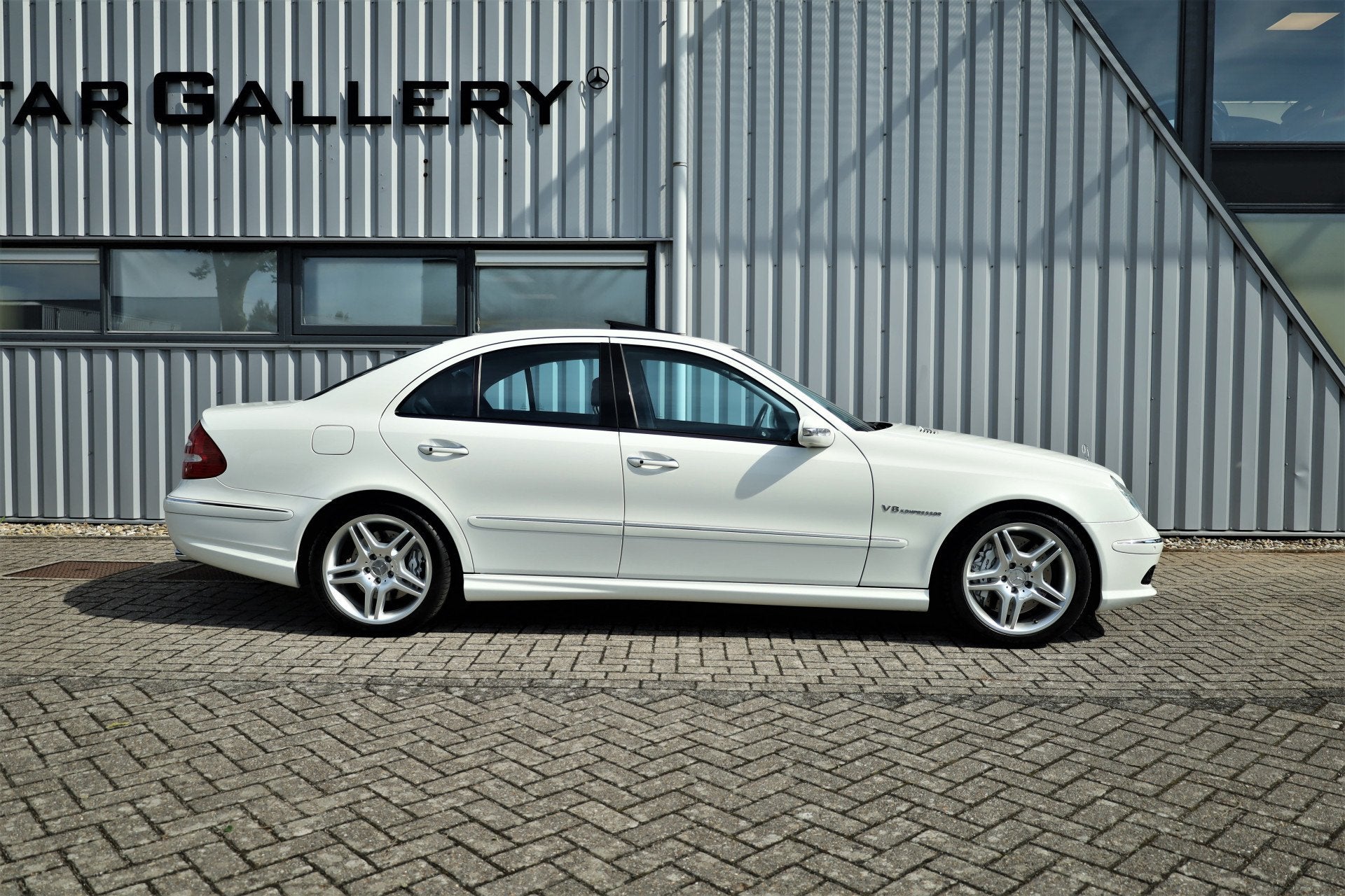 Mercedes-Benz E-Klasse E 55 AMG 51814km Youngtimer, Auto's, Automaat, Achterwielaandrijving, Gebruikt, Wit