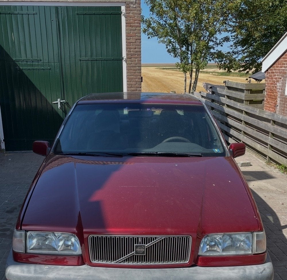 Volvo 850 Grille- Nette Staat, Auto-onderdelen, Ophalen of Verzenden, Gebruikt, Volvo