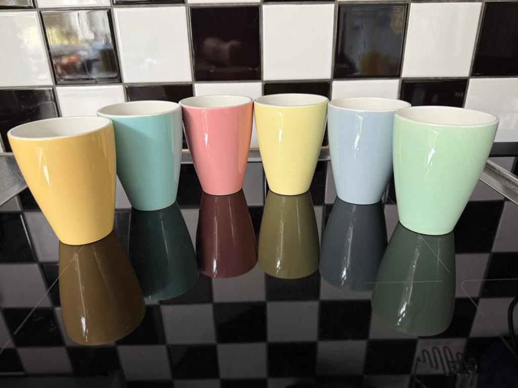 Set van 6 pastel bekers Regout De Sphinx Maastricht, Antiek en Kunst, Antiek | Servies compleet, Ophalen of Verzenden