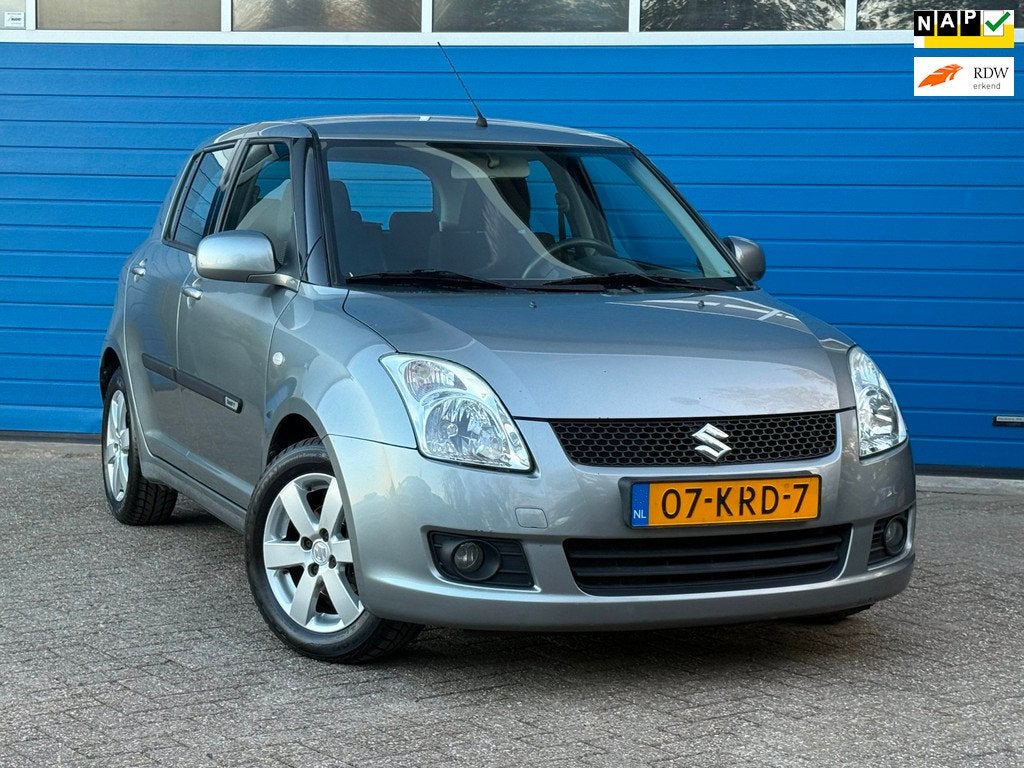 Suzuki Swift 1.5 Exclusive AUTOMAAT|Airco|1e Eig., Zwart, 4 cilinders, Swift, Bedrijf
