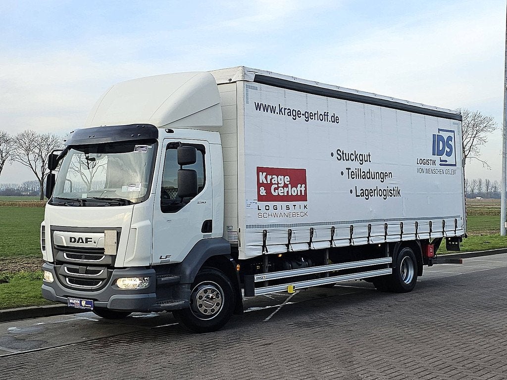 DAF LF 290 16t taillift airco, Auto's, Vrachtwagens, Automaat, 295 pk, Euro 6, Wit