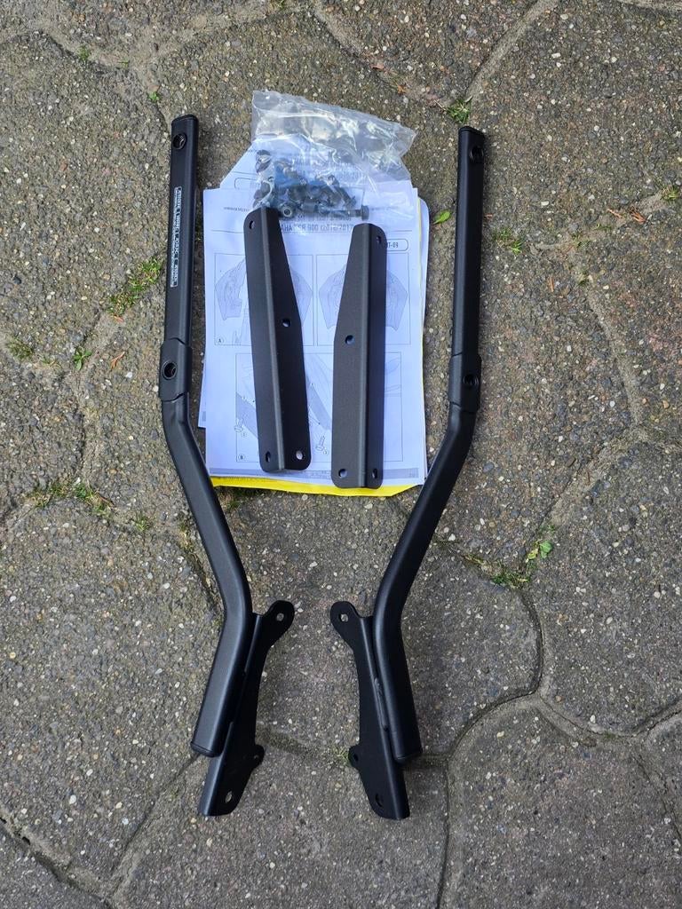 Yamaha MT09 topkofferdragerset, Motoren, Accessoires | Koffers en Tassen, Ophalen, Gebruikt