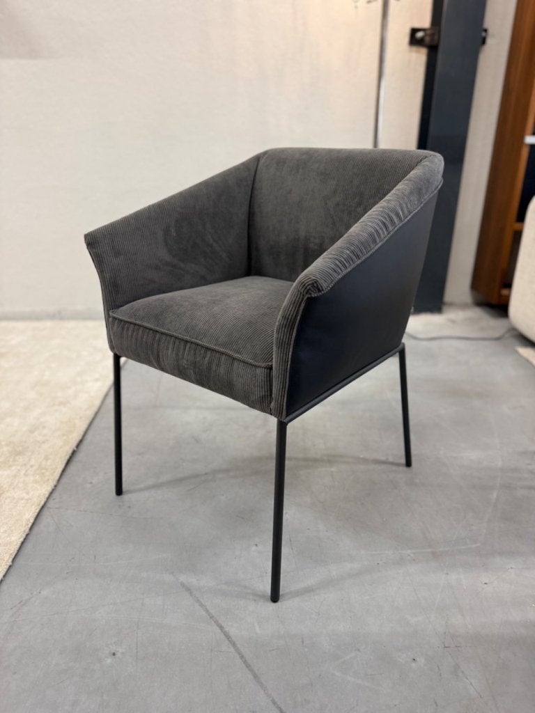 Nieuw KFF Milo armstoel leer rib stof Design stoel, Huis en Inrichting, Stoelen, Nieuw, Ophalen of Verzenden, KFF, Leer