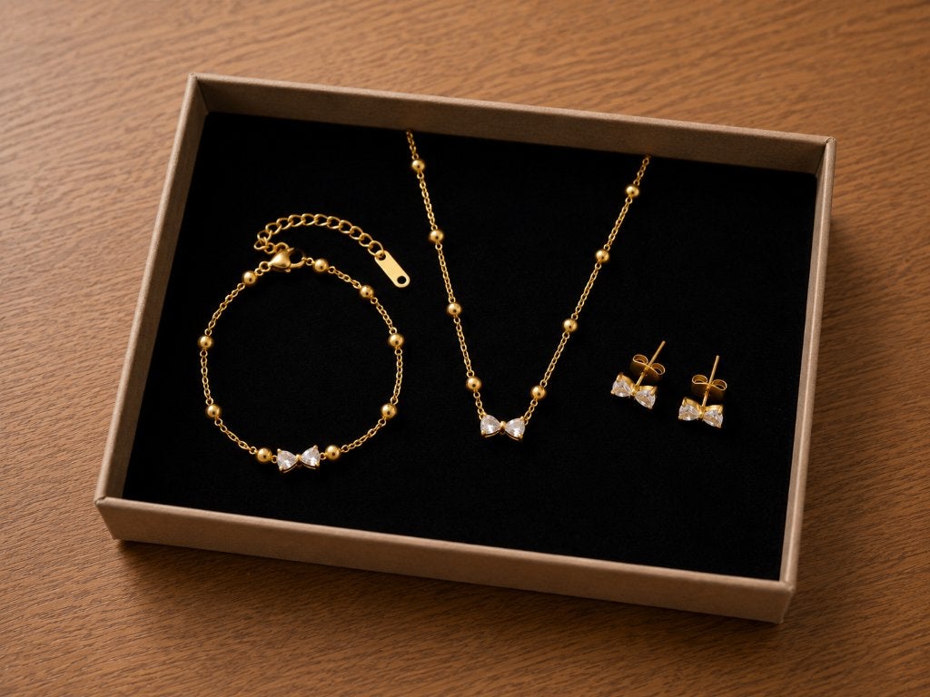Strikjes sieraden set (Stainless steel), Sieraden, Tassen en Uiterlijk, Antieke sieraden, Ophalen of Verzenden, Goud, Overige typen