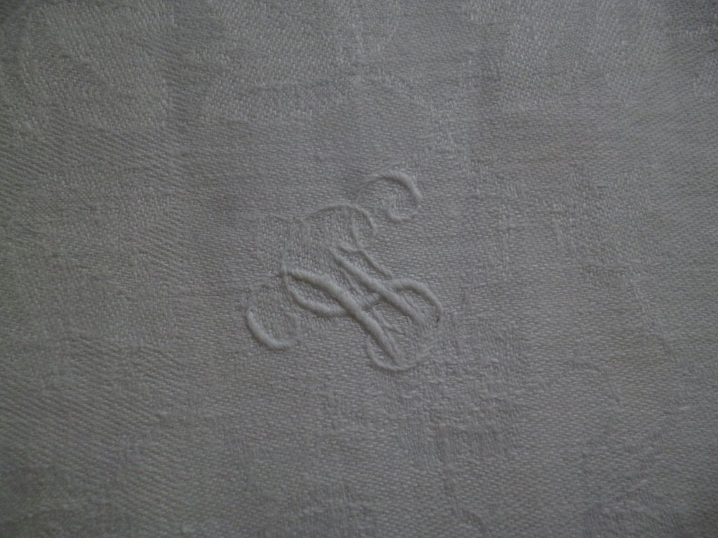 Wit damast tafelkleed met monogram en ingeweven motief, Ophalen of Verzenden