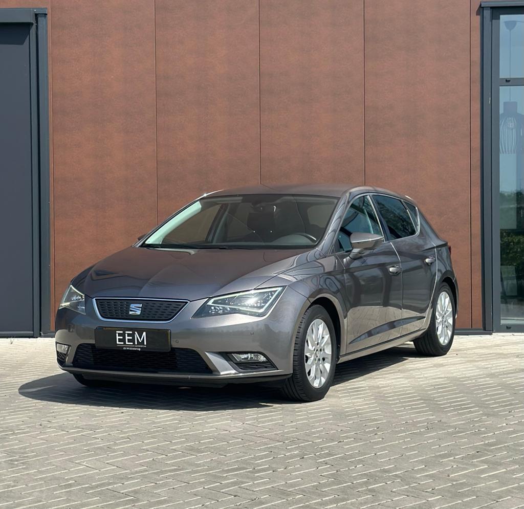 Seat Leon 1.0 TSI 115PK 2016 Grijs - 2e EIG | CARPLAY | CAM, Auto's, Seat, Voorwielaandrijving, Leon, Origineel Nederlands, Bedrijf