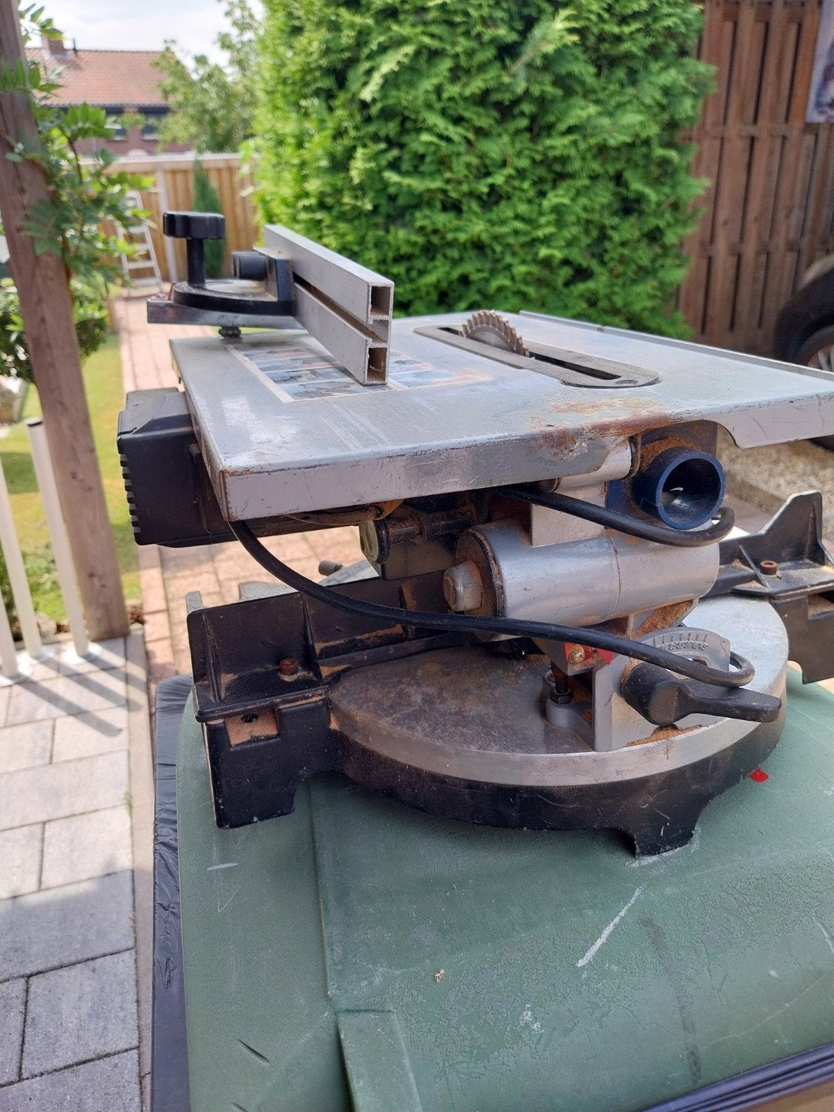 Tafelzaag, Doe-het-zelf en Verbouw, Gereedschap | Zaagmachines, Ophalen, 1200 watt of meer, Cirkelzaag, 30 tot 70 mm