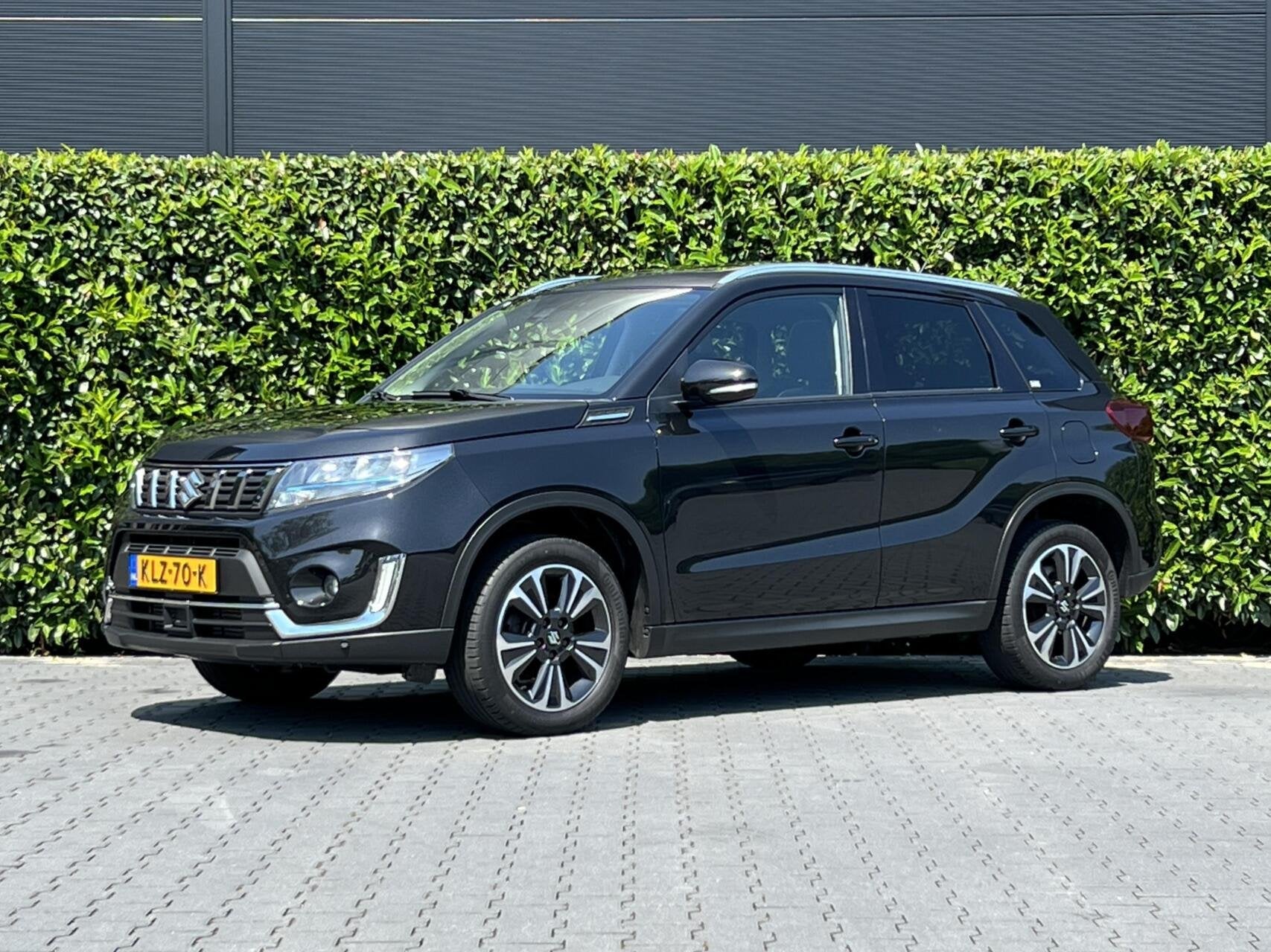Suzuki Vitara 1.4 Boosterjet Style Smart Hybrid, FACELIFT, P, Gebruikt, Zwart, 129 pk, Leder en Stof
