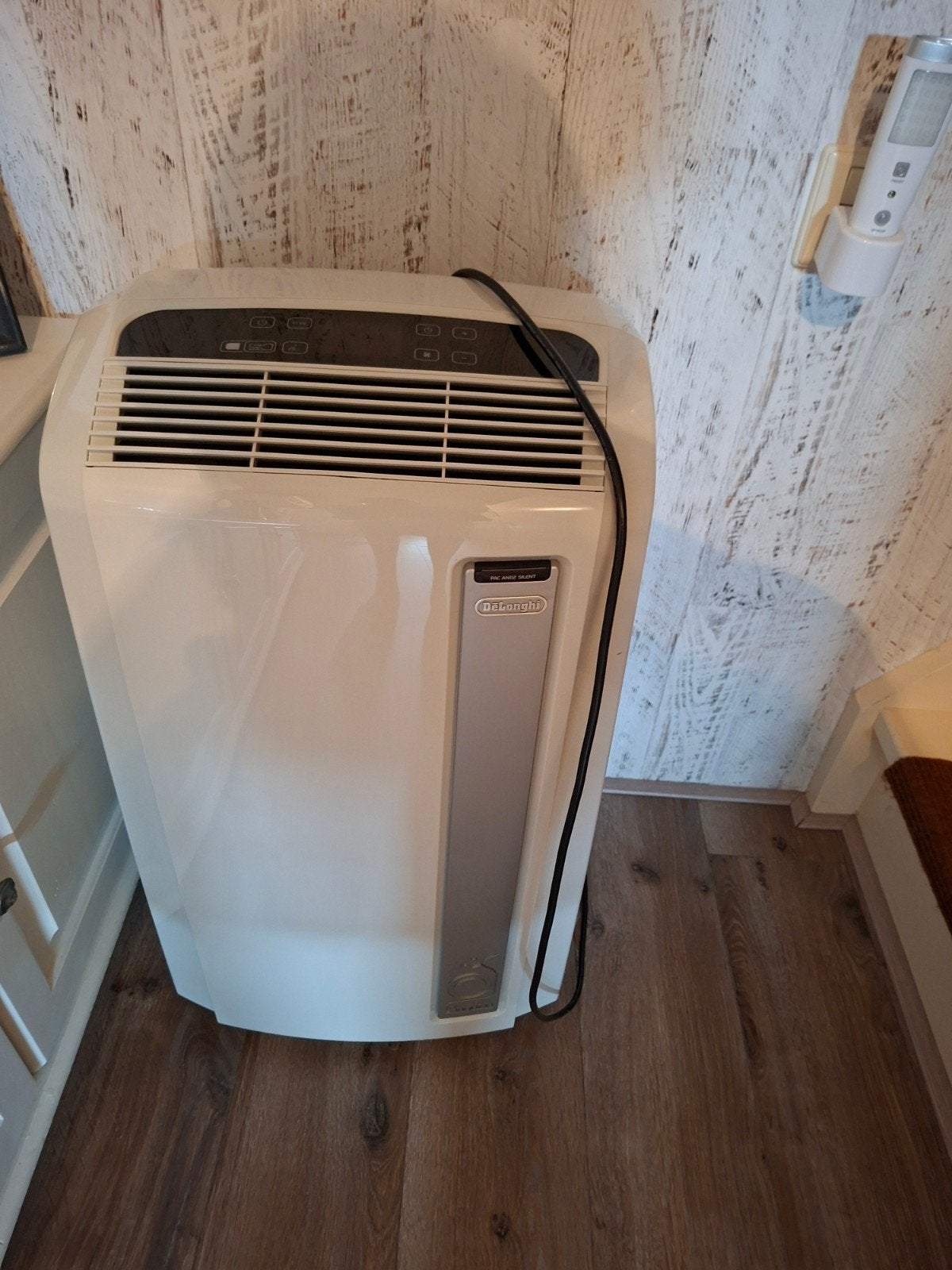 De'Longhi PAC AN112 Silent Mobiele Airco, Timer, 3 snelheden of meer, Ophalen of Verzenden, Zo goed als nieuw