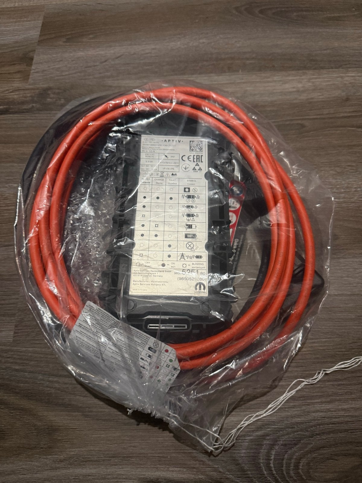 Aptiv EV Laadkabel Type 2 naar Schuko (2.3 kW), Ophalen, Nieuw