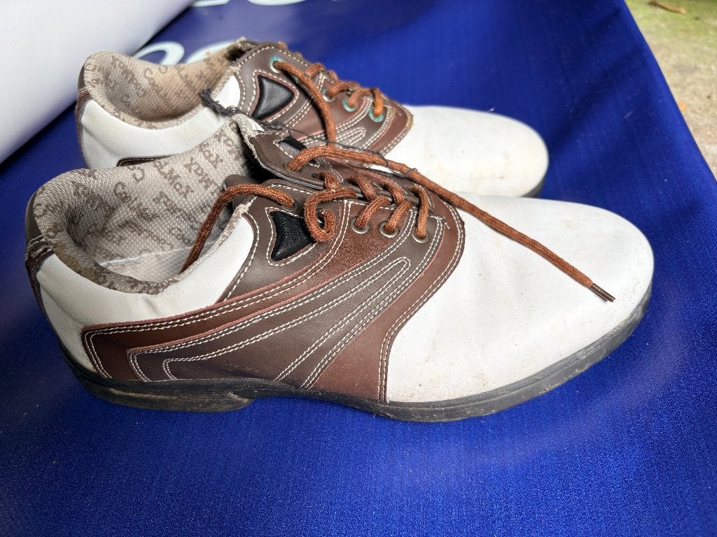 Gebruikte golfschoenen - Maat 42, Ophalen of Verzenden, Gebruikt, Schoenen, Overige merken
