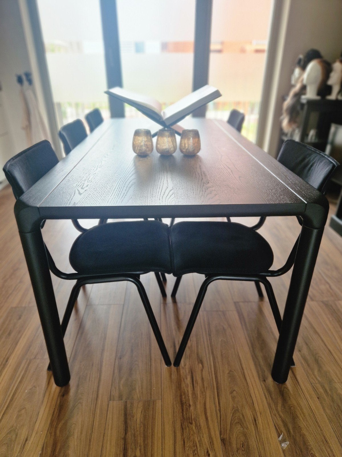 Zuiver Storm eettafel zwart, Huis en Inrichting, Tafels | Eettafels, Ophalen, Nieuw, 50 tot 100 cm, Vijf personen of meer