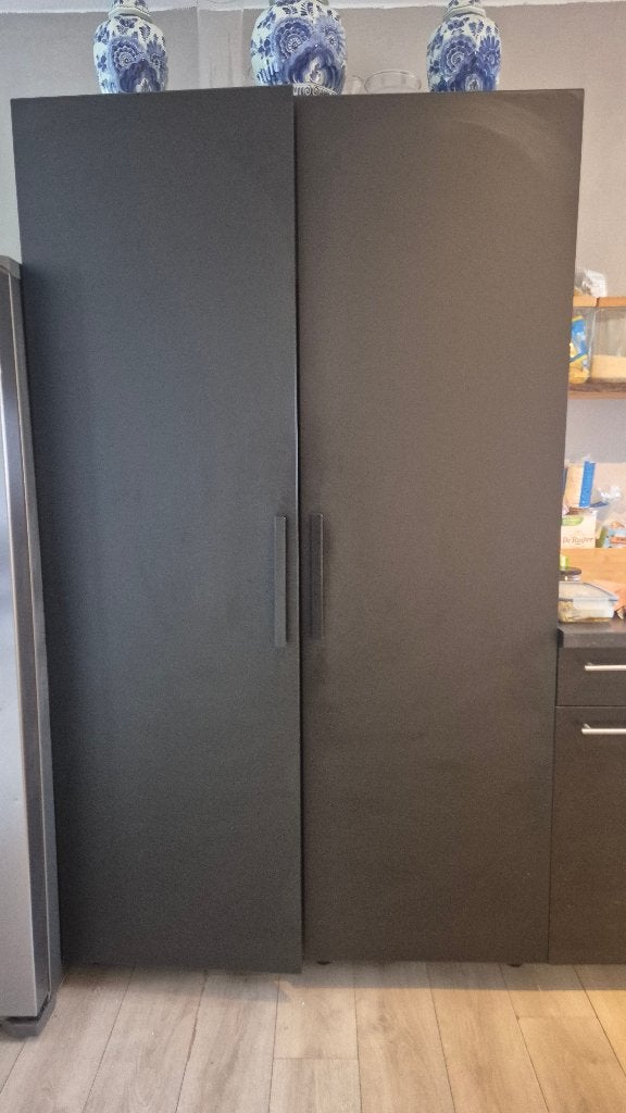 Grote kast inclusief koelkast