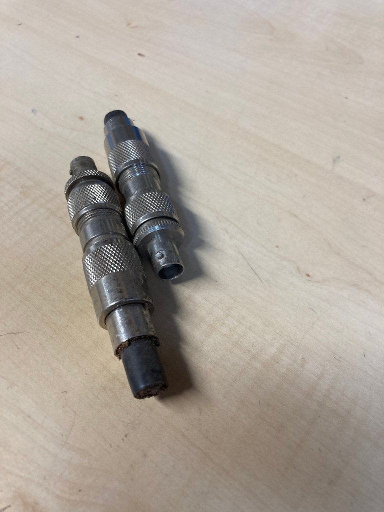 coax stekkers, Audio, Tv en Foto, Audiokabels en Televisiekabels, Ophalen of Verzenden, Gebruikt, Minder dan 2 meter, Coaxiale kabel