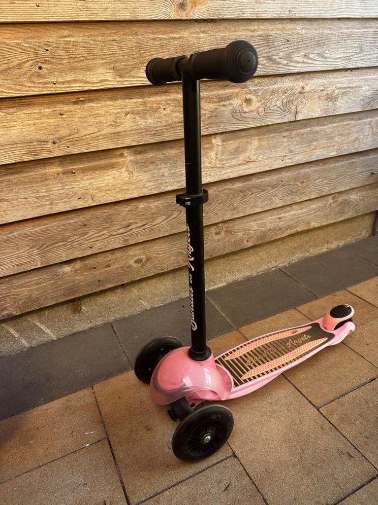 Roze kinderstep met 3 wielen - Goede staat, Fietsen en Brommers, Steps, Ophalen, Gebruikt, Gewone step
