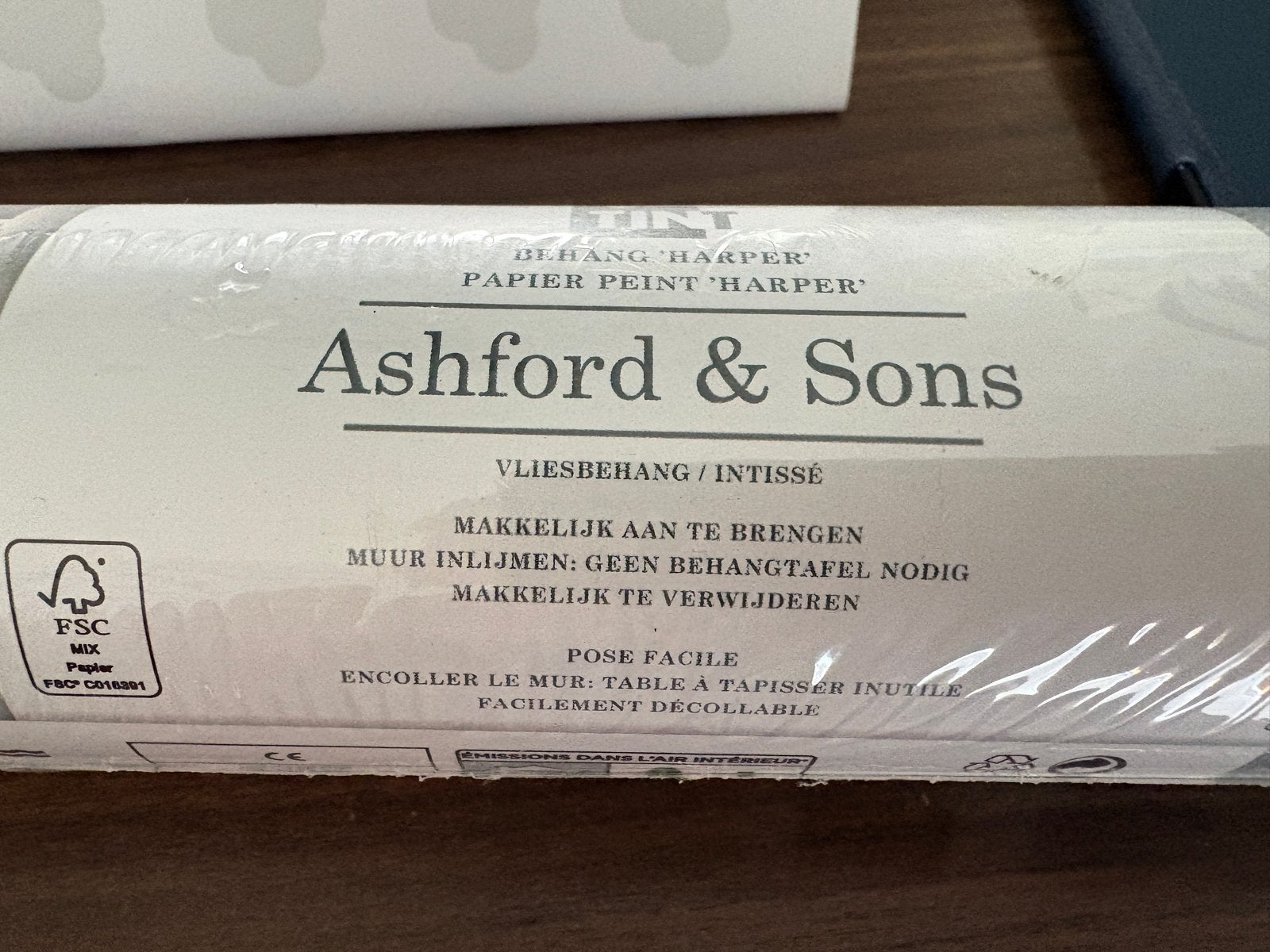 5 rollen grijs Ashford & Sons Vliesbehang, Ophalen, Overige merken, Structuur, Modern