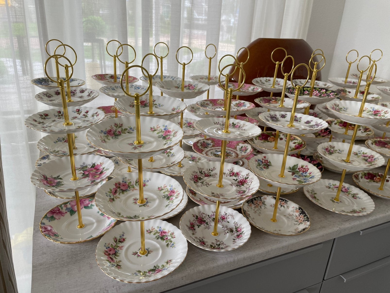 Royal albert 3 laags etagères, Ophalen, Zo goed als nieuw