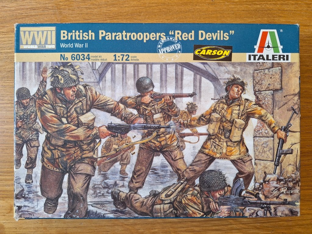 1:72 1/72 Italeri British Paratroopers “Red Devils”, Ophalen of Verzenden, Zo goed als nieuw, 1:50 of kleiner, Figuur of Figuren