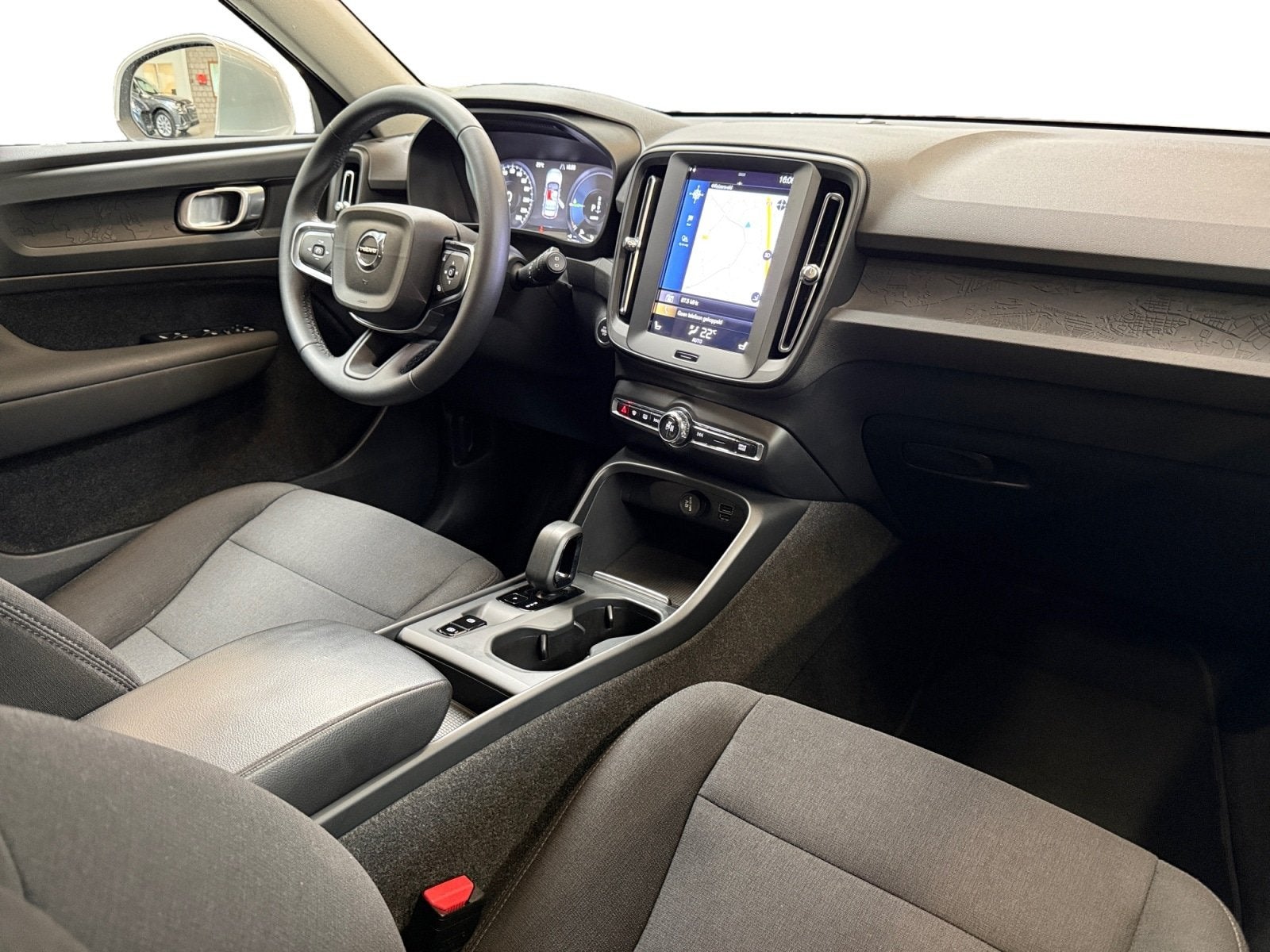 Volvo XC40 1.5 T4 Plug-in hybrid Essential Bright I Carplay, Auto's, Stof, Euro 6, Plug-in hybride, Bedrijf