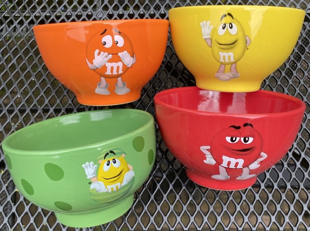 M&M schaaltjes (Red, Orange, Yellow and Green), Ophalen, Modern, Aardewerk, Schaal of Schalen