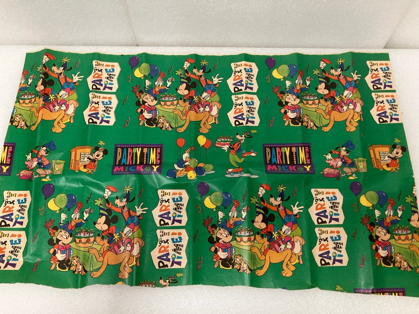 Vintage Disney Cadeaupapier, Ophalen of Verzenden