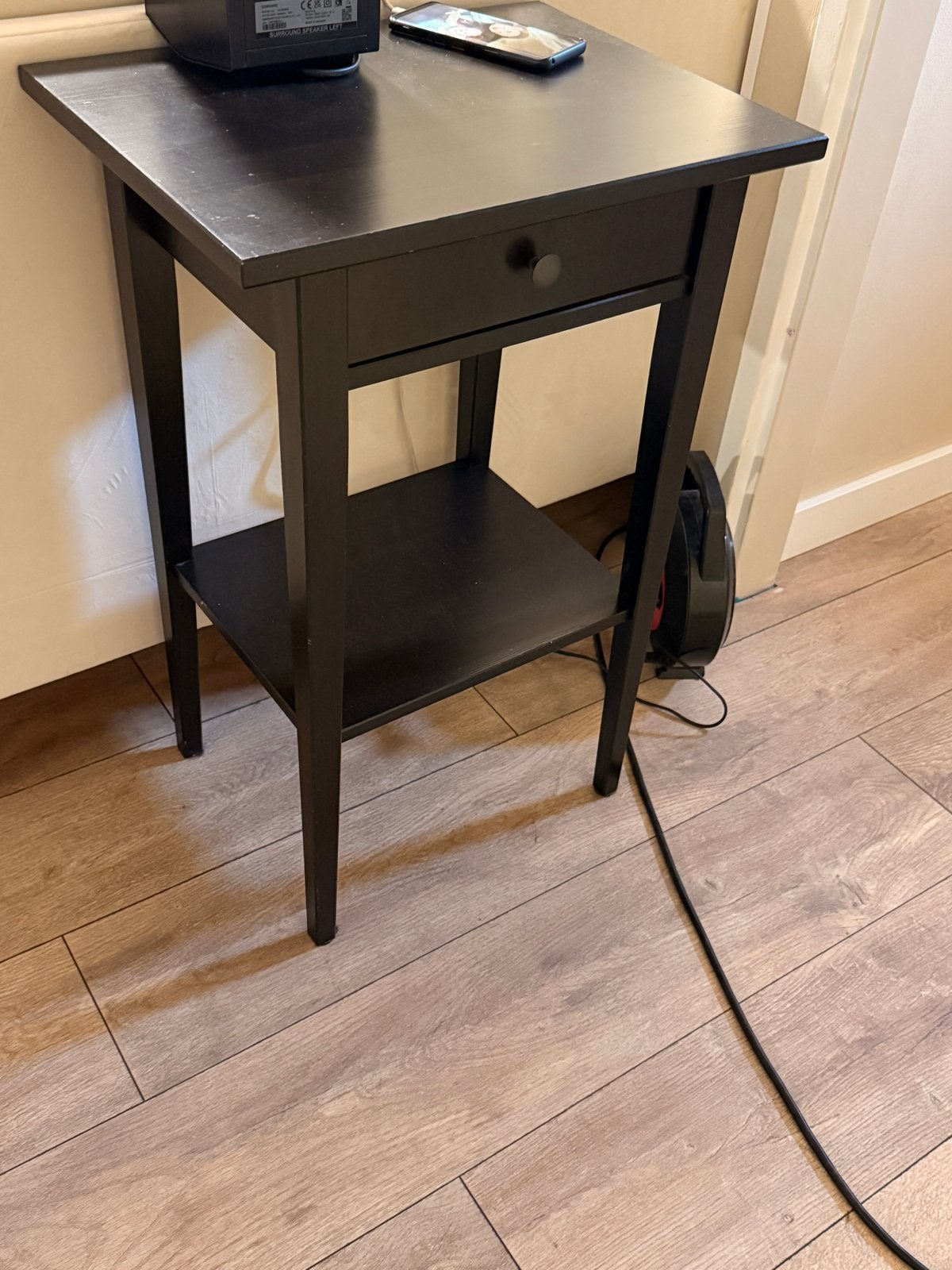 IKEA Tafeltje/nachtkastje - Zwart, Ophalen, Gebruikt, Minder dan 45 cm, 70 cm of meer
