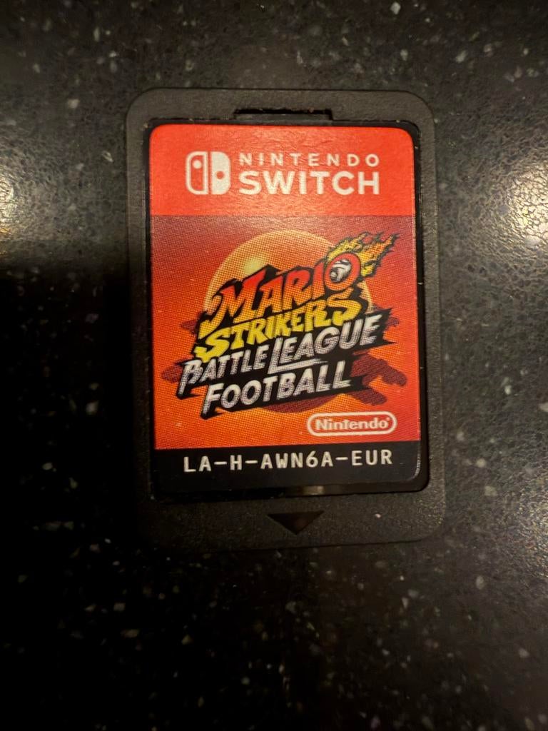 Mario Strikers: Battle League Football - Nintendo Switch, Ophalen of Verzenden, Zo goed als nieuw