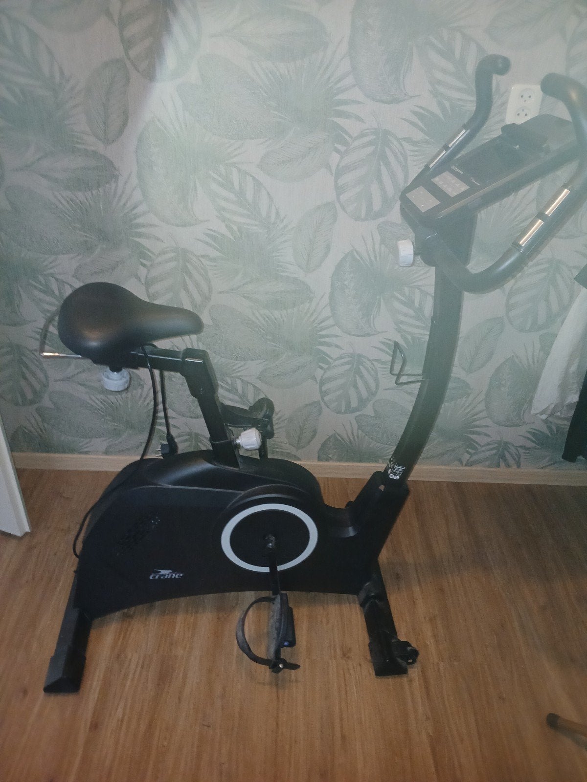 te koop home trainer, Sport en Fitness, Ophalen, Zo goed als nieuw, Hometrainer