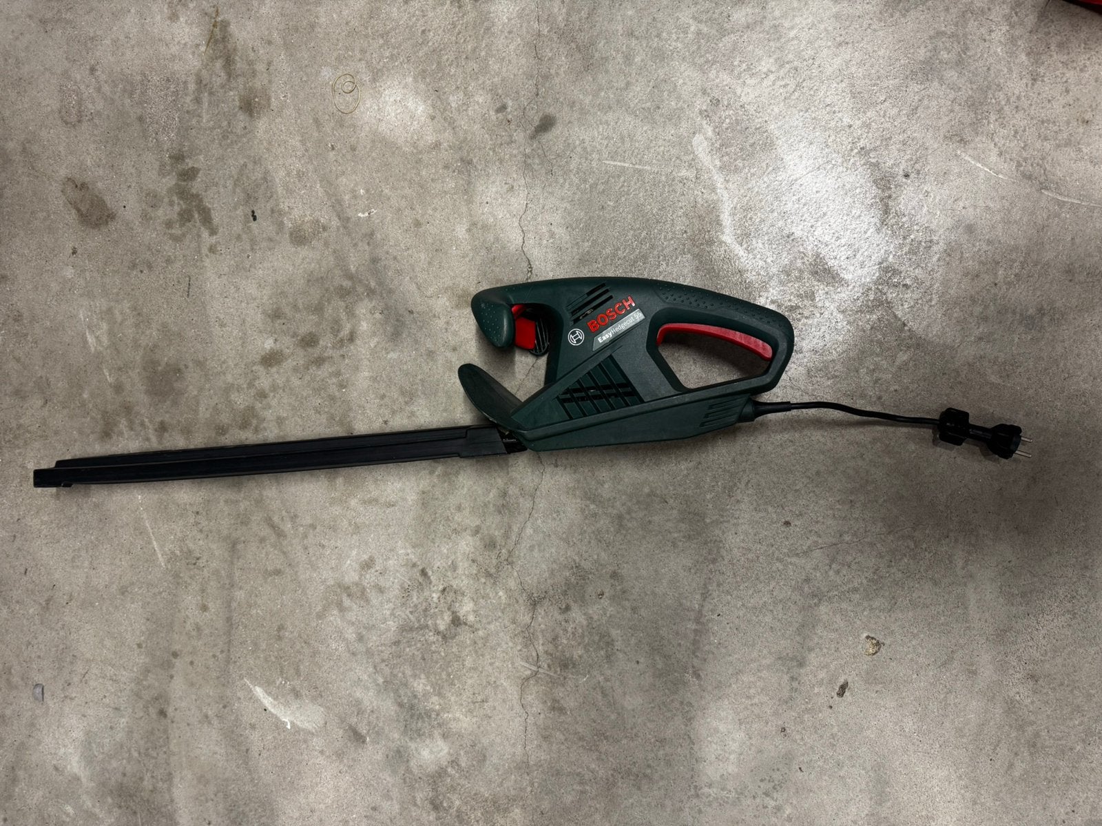 Bosch heggenschaar met snoer, Ophalen, Gebruikt, Elektrisch