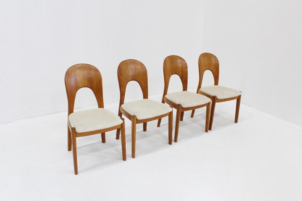 Vintage Deense eetkamer stoelen Niels Koefoed massief teak, Vintage, design, Bruin, Ophalen of Verzenden, Zo goed als nieuw