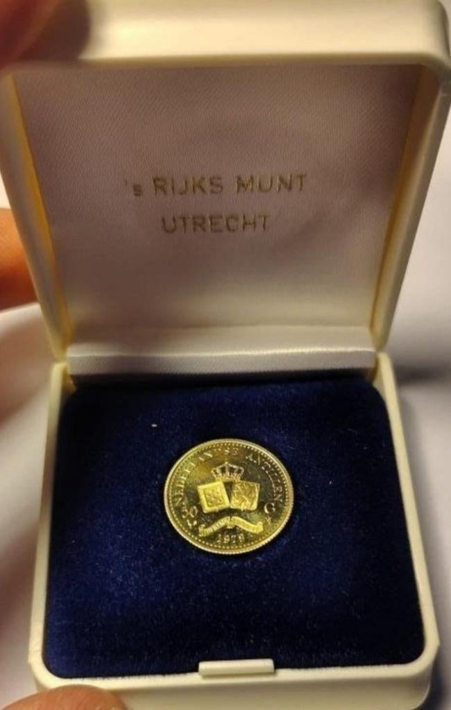 Gouden 50 Gulden Antillen in luxe cassette, Ophalen of Verzenden, Losse munt, Goud
