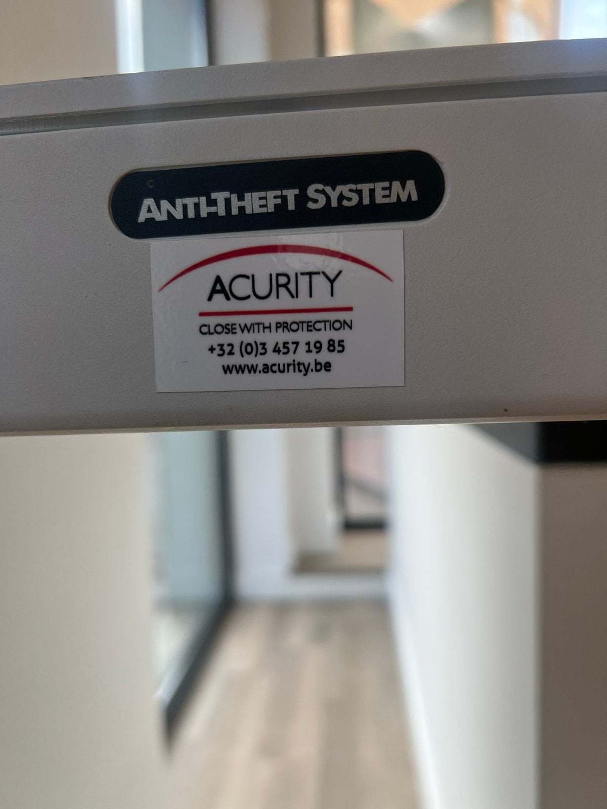 Sensormatic Anti-diefstal Systeem met Tags en Ontkoppelaar, Ophalen, Gebruikt, Compleet systeem, Overige soorten