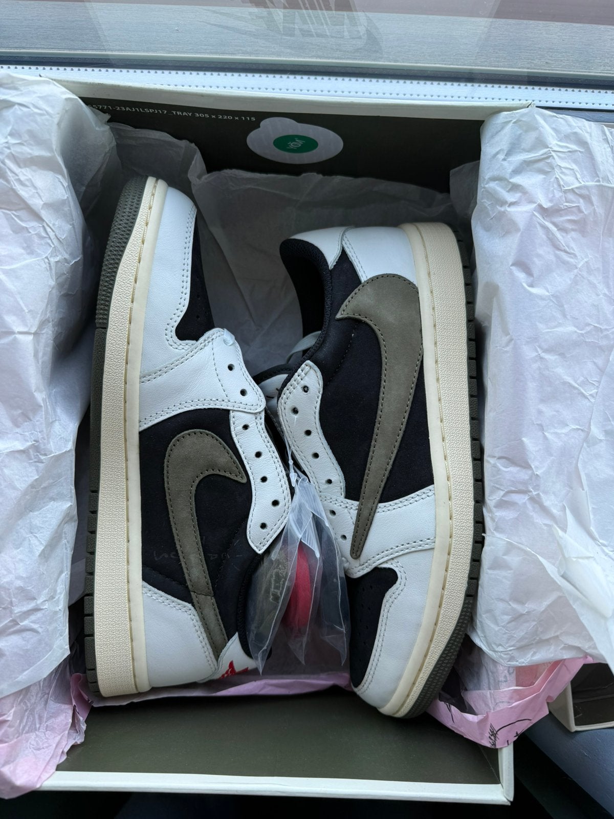 Travis Scott x Nike Air Jordan 1 Low OG SP – maat 40, Overige kleuren, Nieuw, Ophalen of Verzenden, Sneakers of Gympen