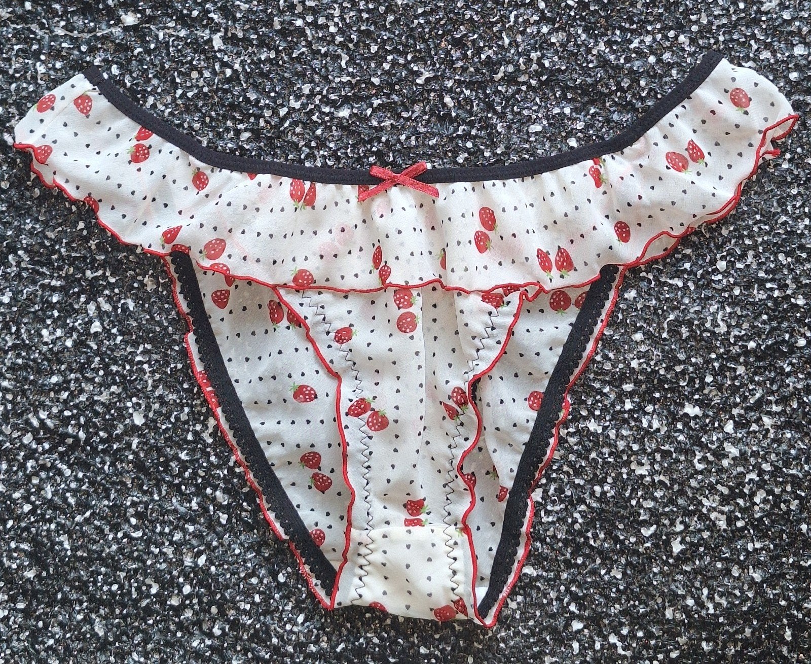 Sexy flinterdunne nieuwe vlinder-slip maat L/XL, Kleding | Dames, Verzenden, Wit, Slip