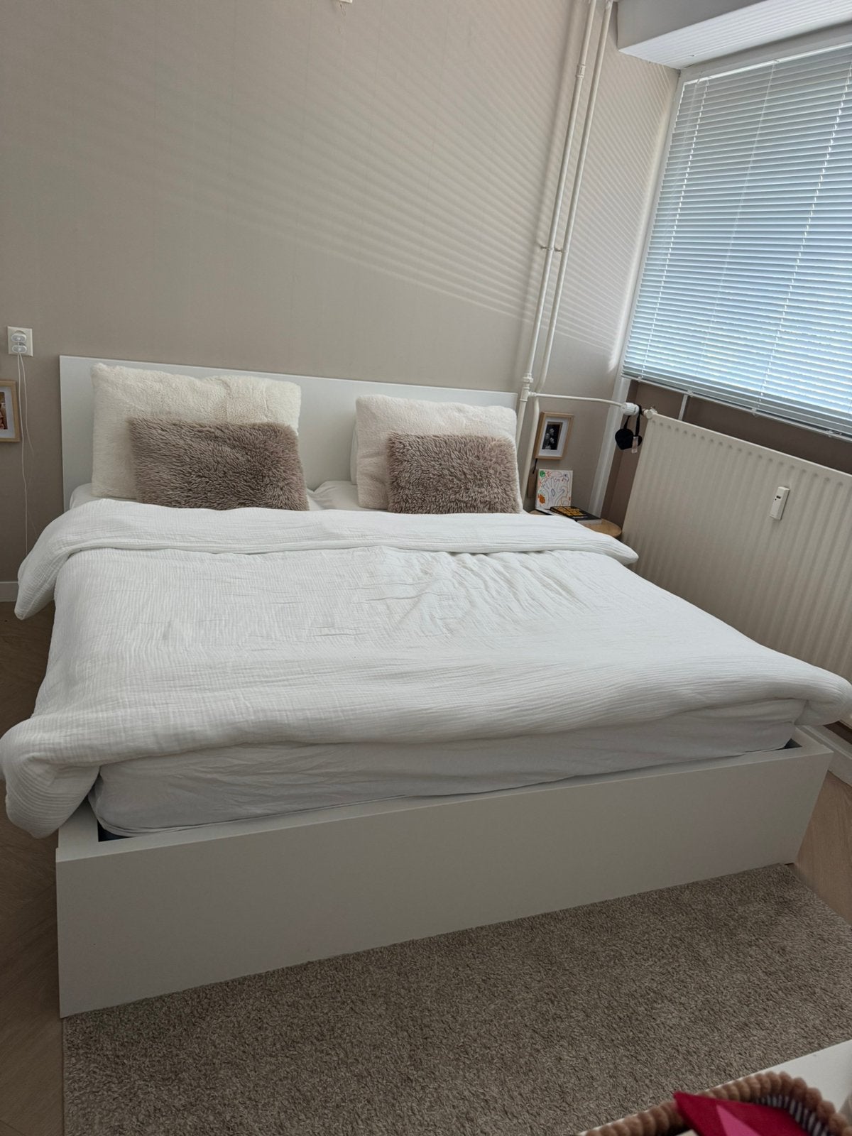Wit MALM bed 180x200 cm – IKEA, Huis en Inrichting, Slaapkamer | Boxsprings, Ophalen, Wit, Tweepersoons, Zo goed als nieuw