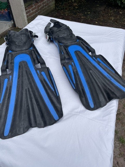 Mares Volo power fins, Ophalen of Verzenden, Zo goed als nieuw, Zwem- of Duikvliezen