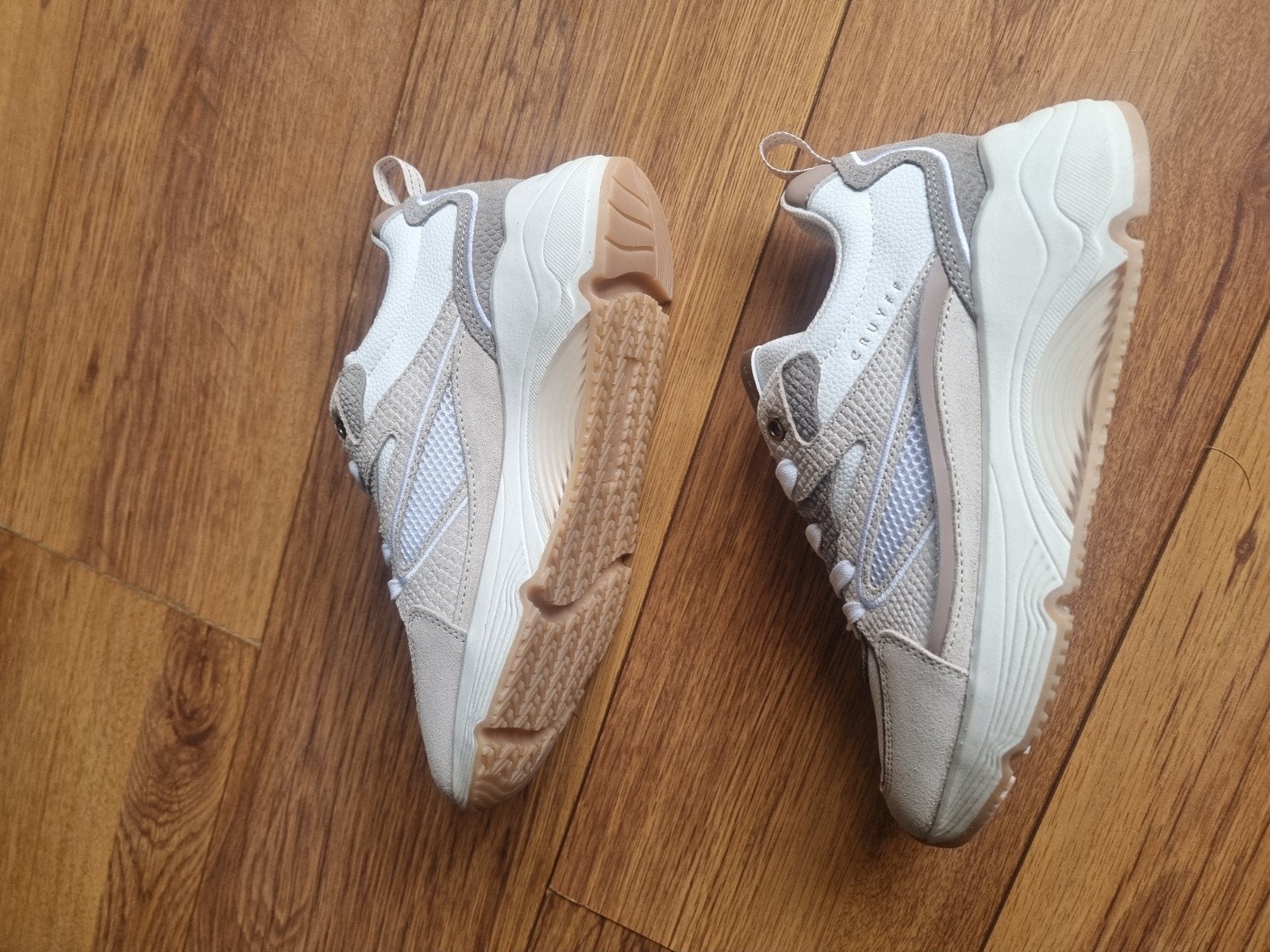 Cruyff sneakers - nieuw in doos, Cruyff, Beige, Nieuw, Ophalen of Verzenden