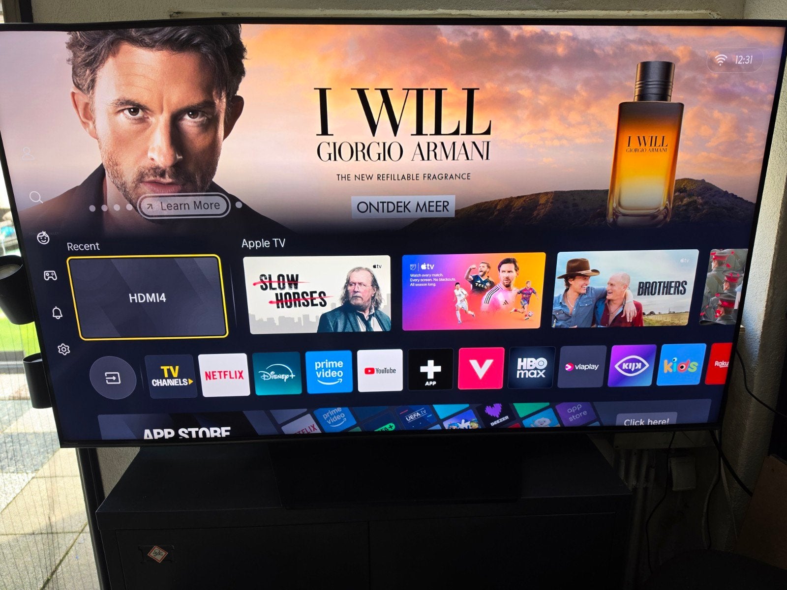 Hisense 55 inch Mini-LED 4K Smart TV 144Hz