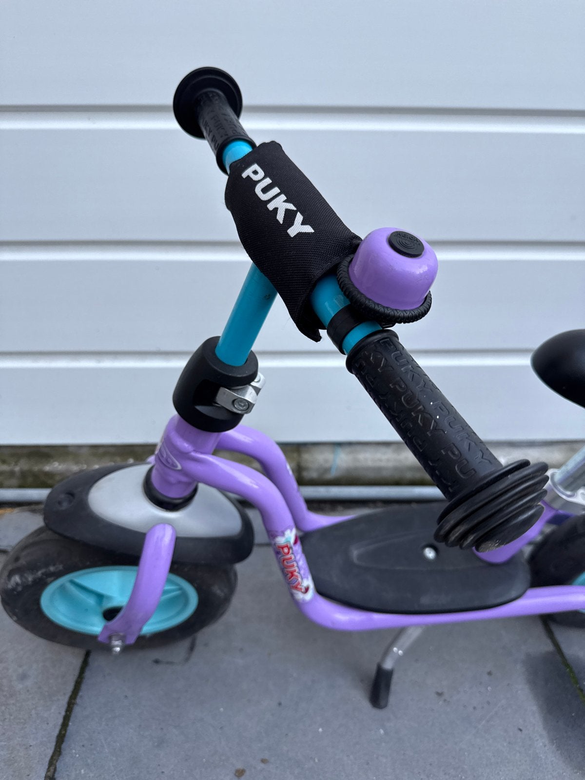 Puky loopfiets paars/blauw met bel, Ophalen of Verzenden, Gebruikt, Minder dan 16 inch