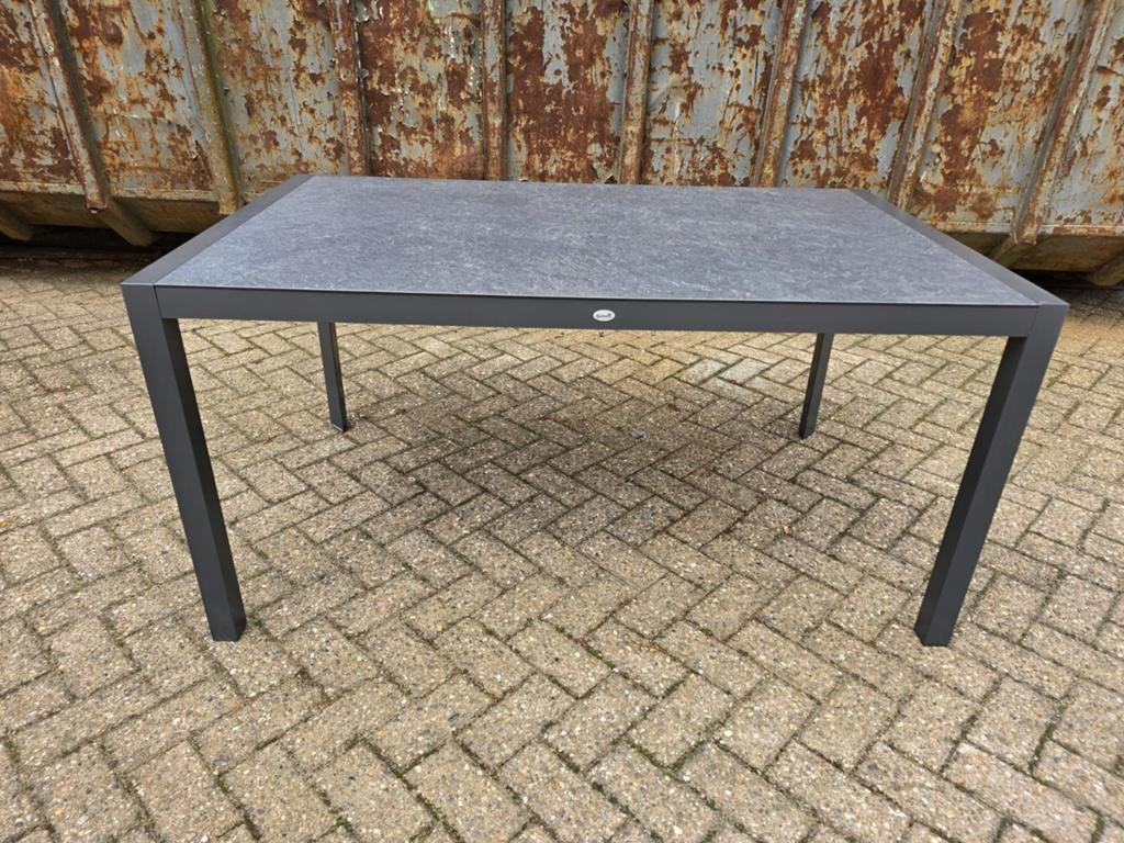Hartman California HPL tuintafel 150 x 90 cm, Ophalen, Zo goed als nieuw, Rechthoekig