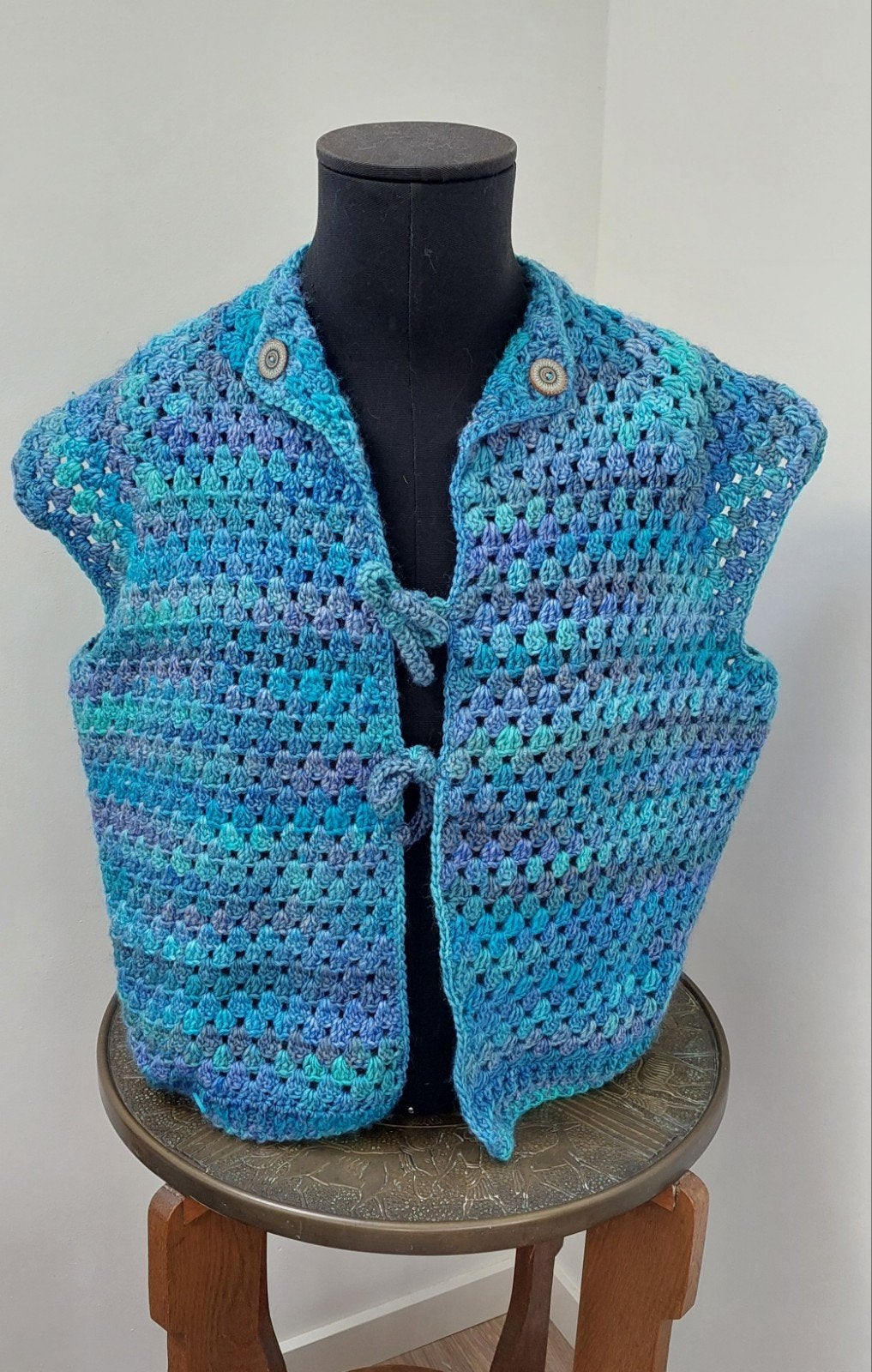 Gehaakt blauw gilet/mouwloos vest strikken XXL, Blauw, Maat 46/48 (XL) of groter, Nieuw, Ophalen of Verzenden