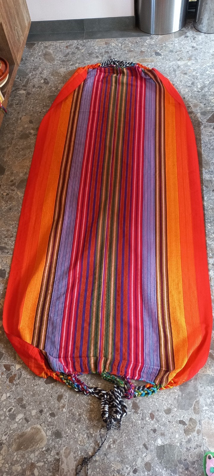 Kleurrijke hangmat - 240 x 115 cm, Opvouwbaar, Nieuw, Ophalen of Verzenden, Eenpersoons