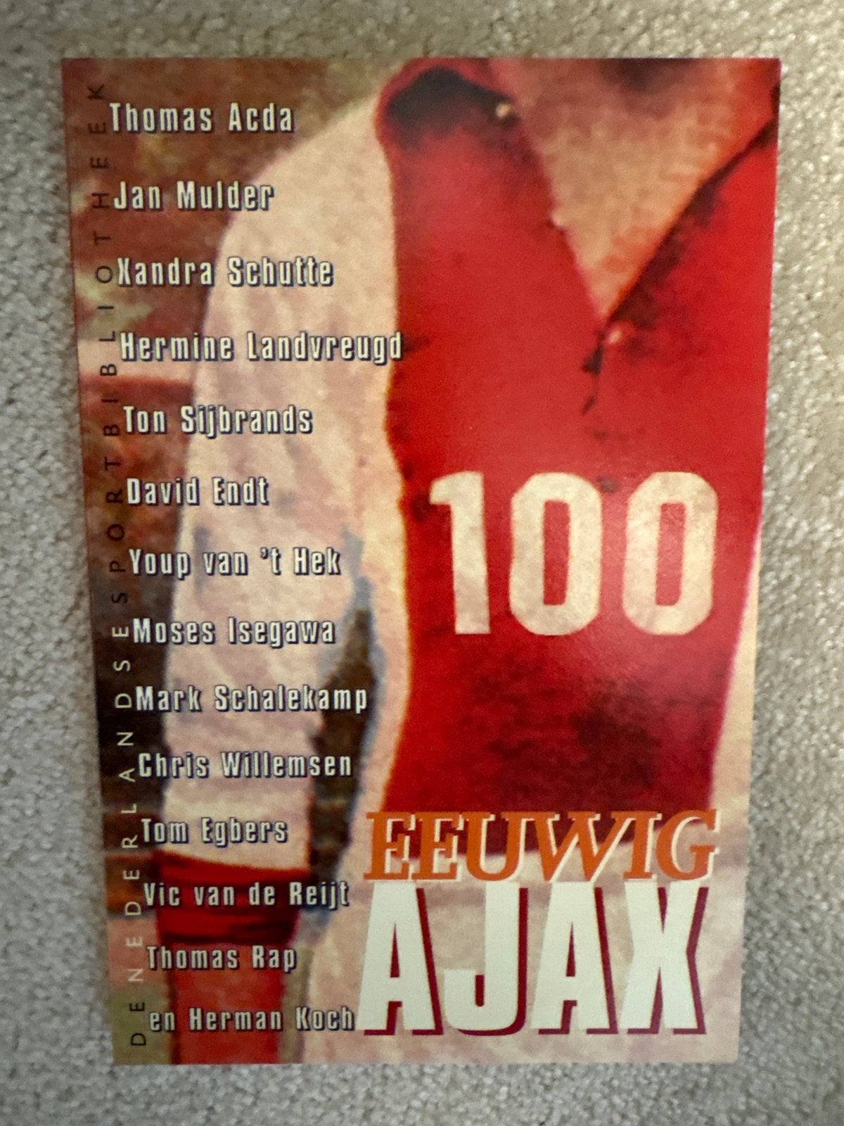 Eeuwig Ajax - 100 jaar voetbalclub, Ophalen of Verzenden, Gelezen, Balsport