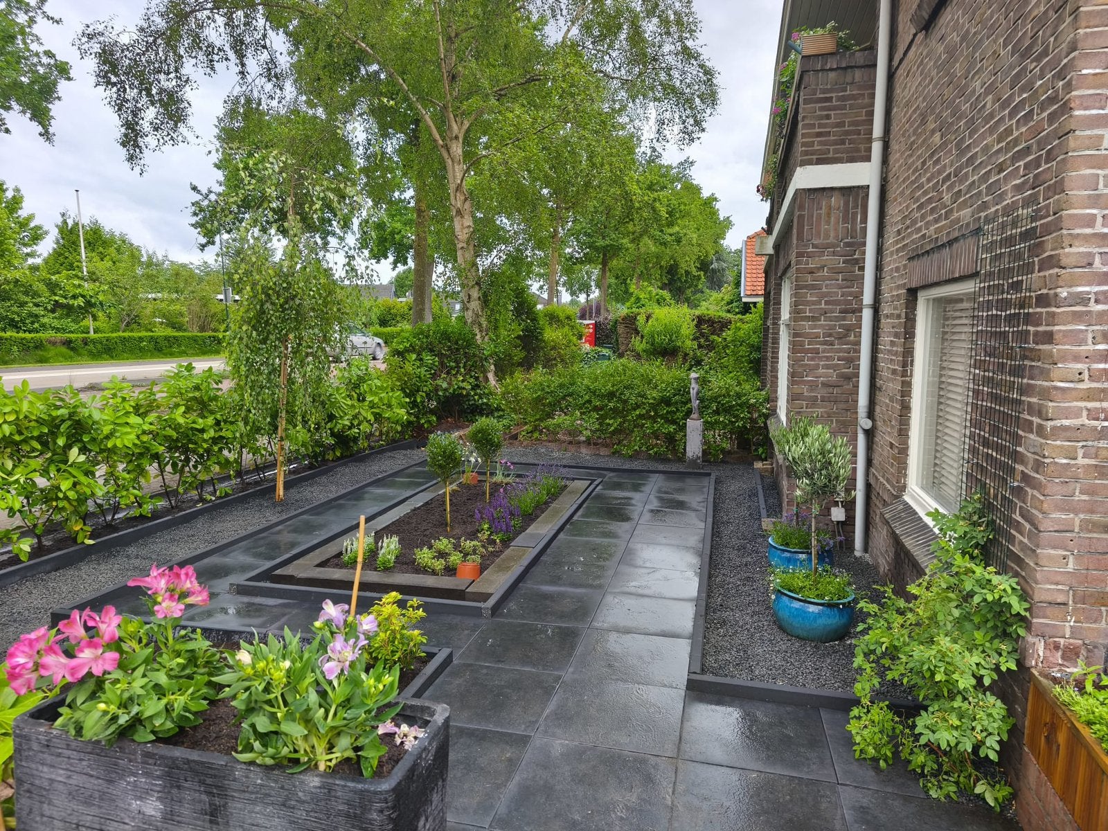 Hovenier en stratenmaker aangeboden op korte termijn tijd, Diensten en Vakmensen, Tuinmannen en Stratenmakers, Tuinonderhoud of Snoeiwerk