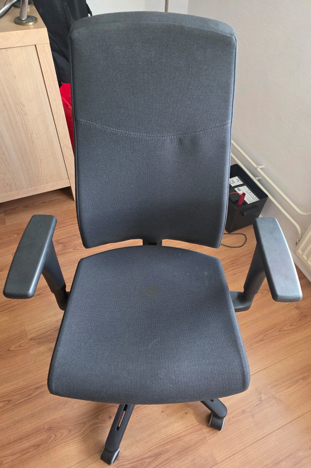 IKEA Volmar Bureaustoel - Ergonomisch en Comfortabel, Ophalen, Ergonomisch, Zo goed als nieuw, Zwart