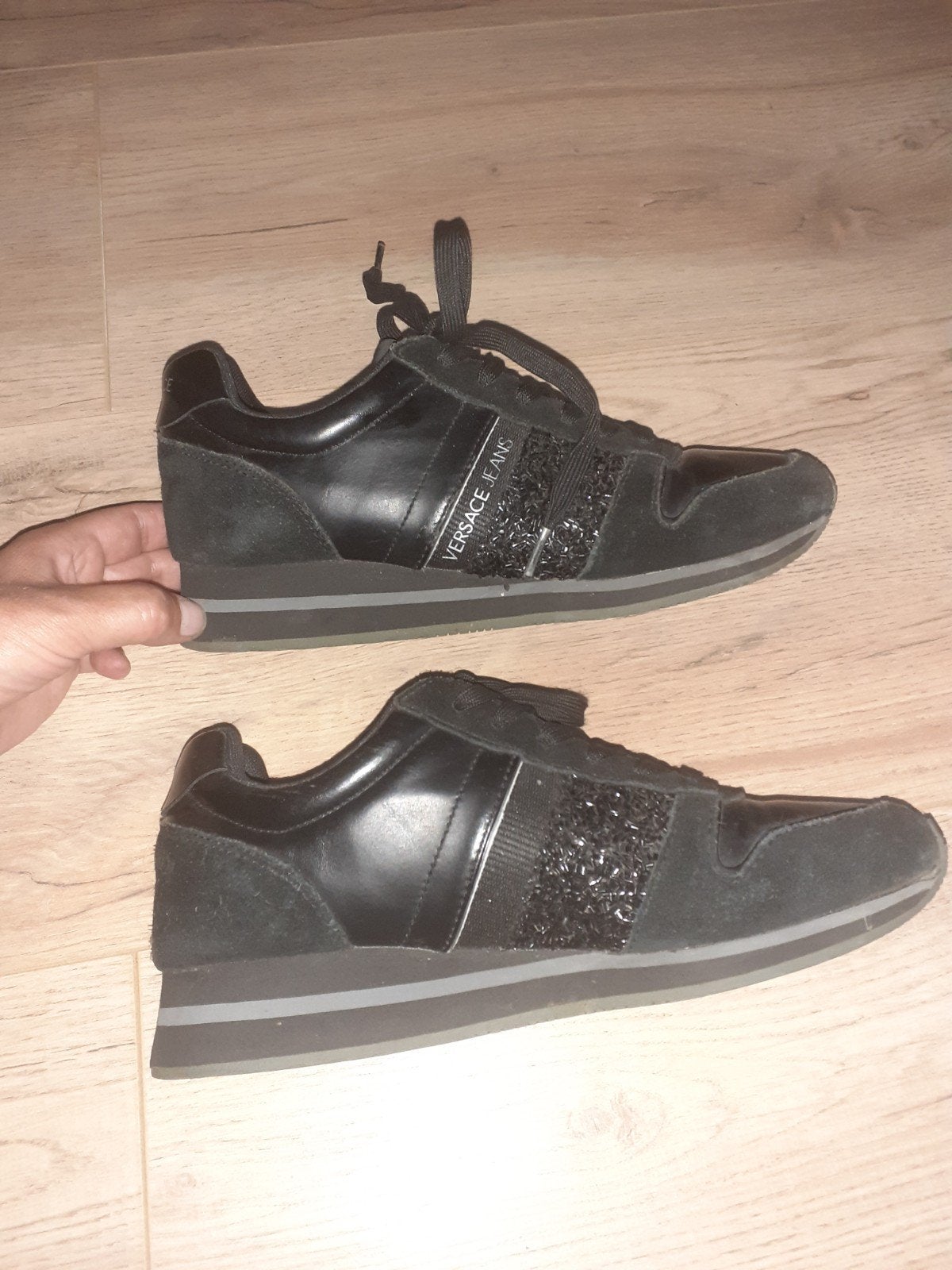 Versace Jeans sneakers maat 38, Kleding | Dames, Schoenen, Zwart, Ophalen of Verzenden, Versace, Sneakers of Gympen